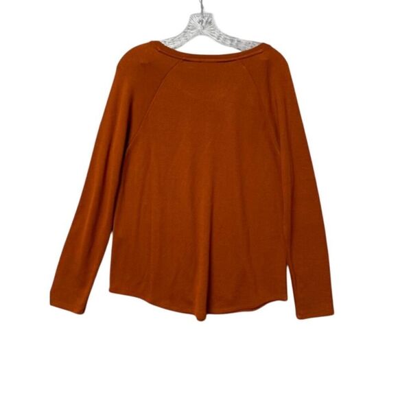 Chico's Long Sleeve Rust Think Sweater Size 1 - Picture 3 of 6